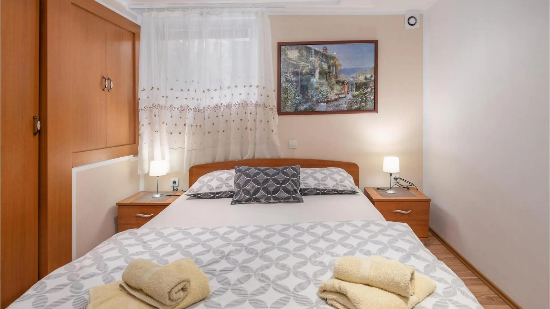 Awesome Home In Crikvenica With House Sea View Vikendica