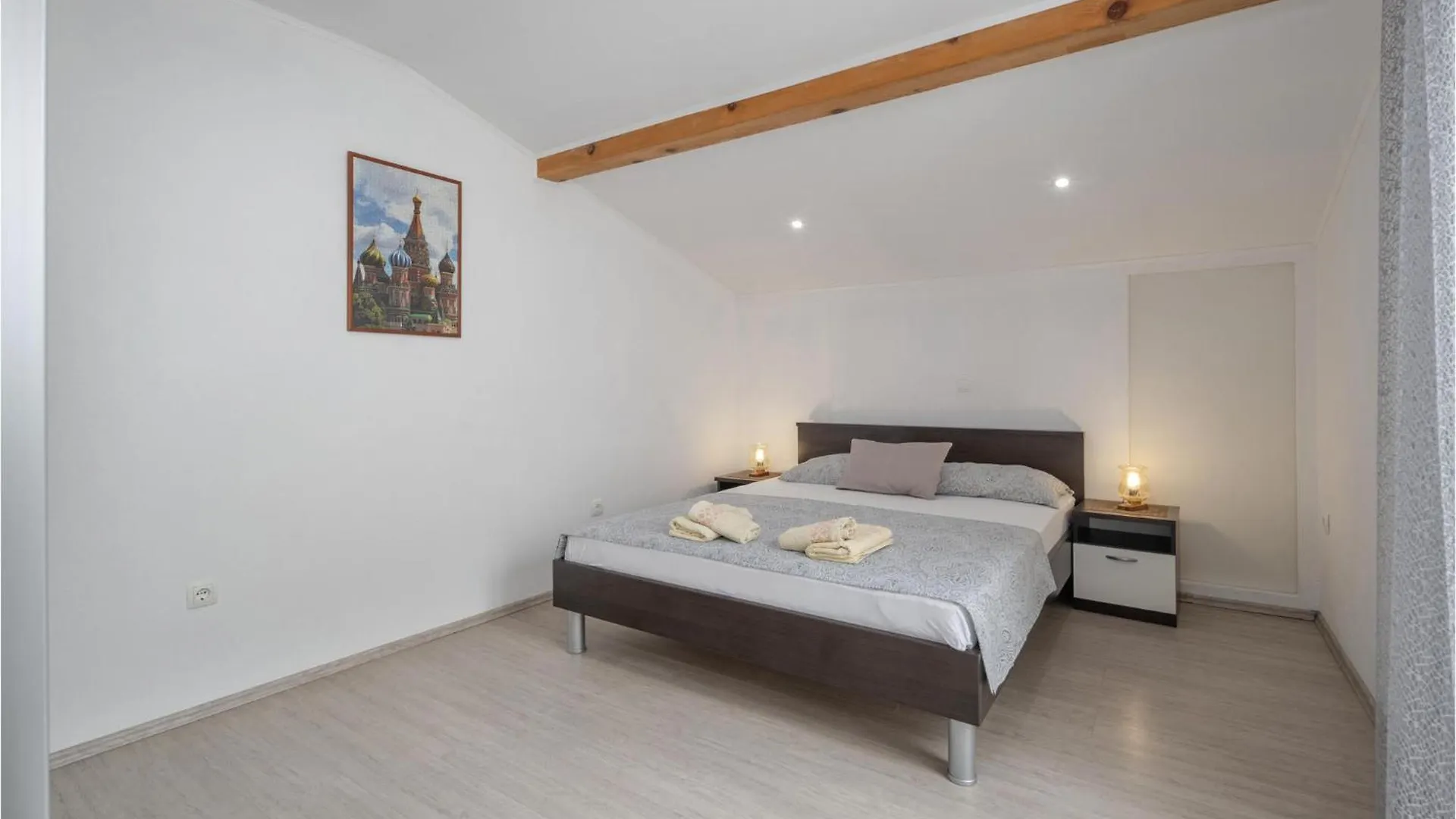 Awesome Home In Crikvenica With House Sea View Vikendica