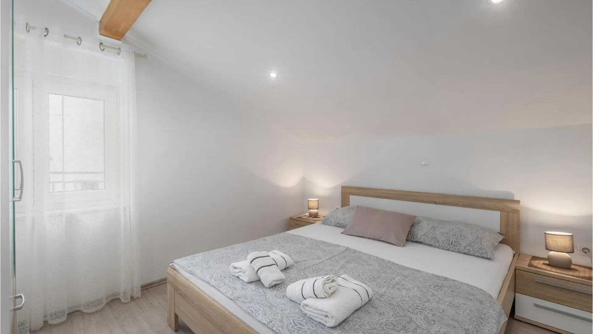 Vikendica Awesome Home In Crikvenica With House Sea View Croatia